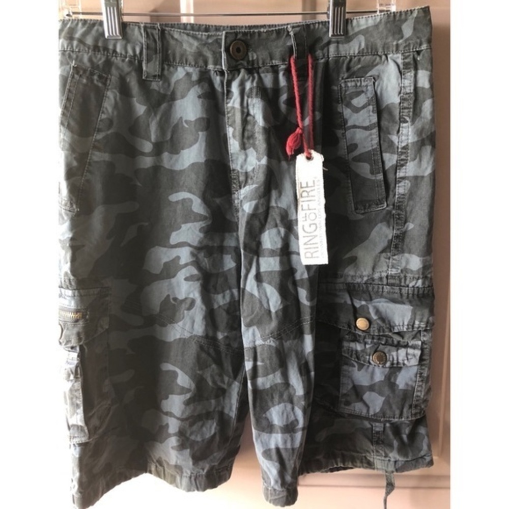 NWT Ring of Fire Boys Camo Shorts Size 18 #0344